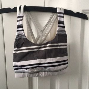 Lululemon Sports Bra Size 4